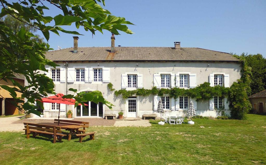 Le Faing Du Bray Bed & Breakfast Plombieres-les-Bains Exterior photo