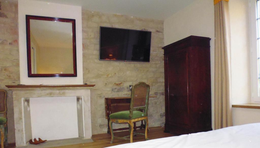 Le Faing Du Bray Bed & Breakfast Plombieres-les-Bains Room photo